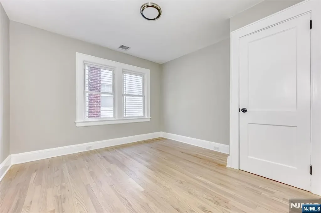 8 Parkway Caldwell NJ 07006