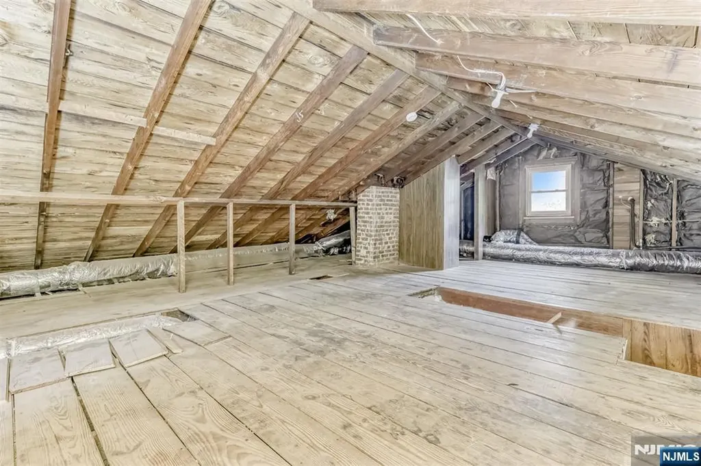 8 Parkway Caldwell NJ 07006