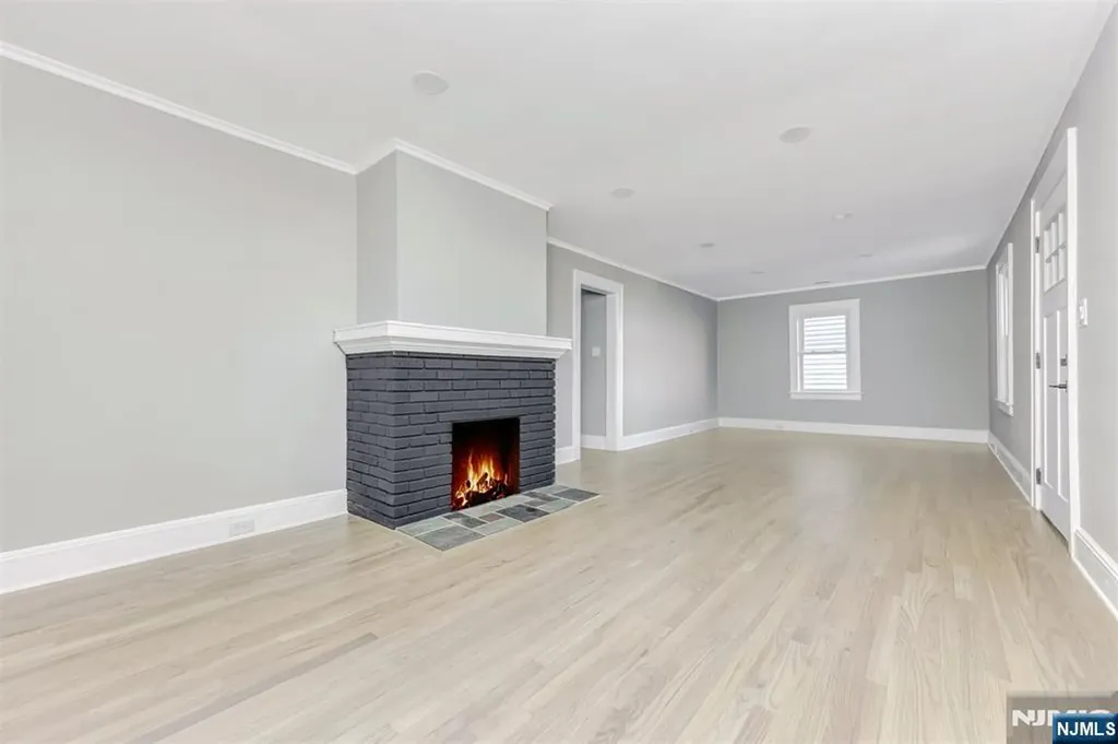 8 Parkway Caldwell NJ 07006