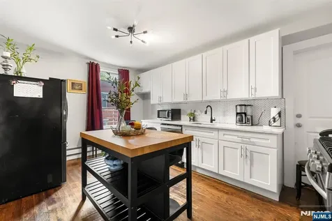 119 Littleton Avenue Newark NJ 07103