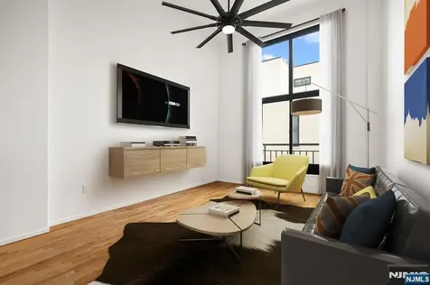 518-536 Gregory Weehawken NJ 07086