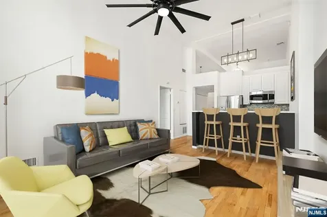 518-536 Gregory Weehawken NJ 07086