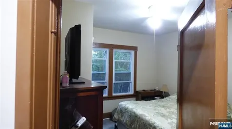 211 Madison Avenue New Milford NJ 07646