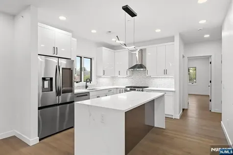 476 Lincoln Avenue Cliffside Park NJ 07010