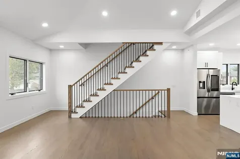 476 Lincoln Avenue Cliffside Park NJ 07010