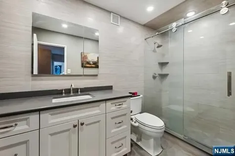 5 Horizon Road Fort Lee NJ 07024