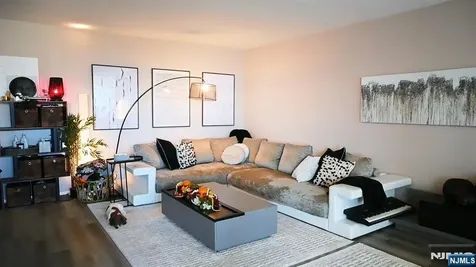 5 Horizon Road Fort Lee NJ 07024