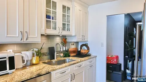 5 Horizon Road Fort Lee NJ 07024