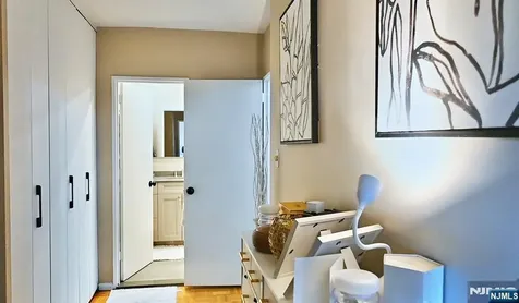5 Horizon Road Fort Lee NJ 07024