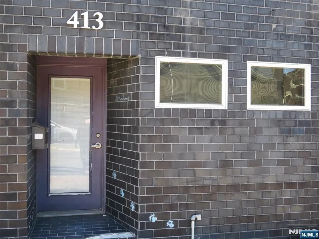 413 Hackensack Street Carlstadt NJ 07072