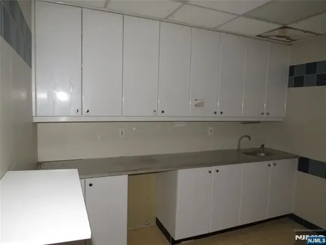 413 Hackensack Street Carlstadt NJ 07072