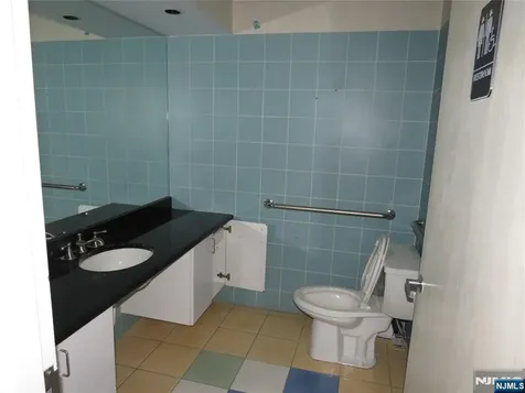 413 Hackensack Street Carlstadt NJ 07072