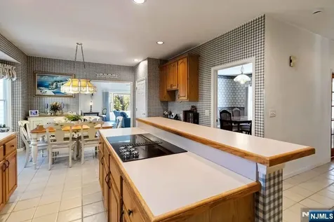 2 Upper Lake Road Jefferson Township NJ 07438