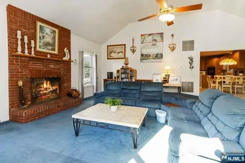 2 Upper Lake Road Jefferson Township NJ 07438