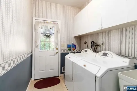2 Upper Lake Road Jefferson Township NJ 07438