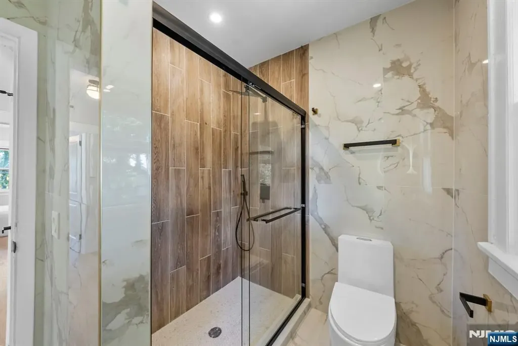 367 Orchard Terrace Bogota NJ 07603