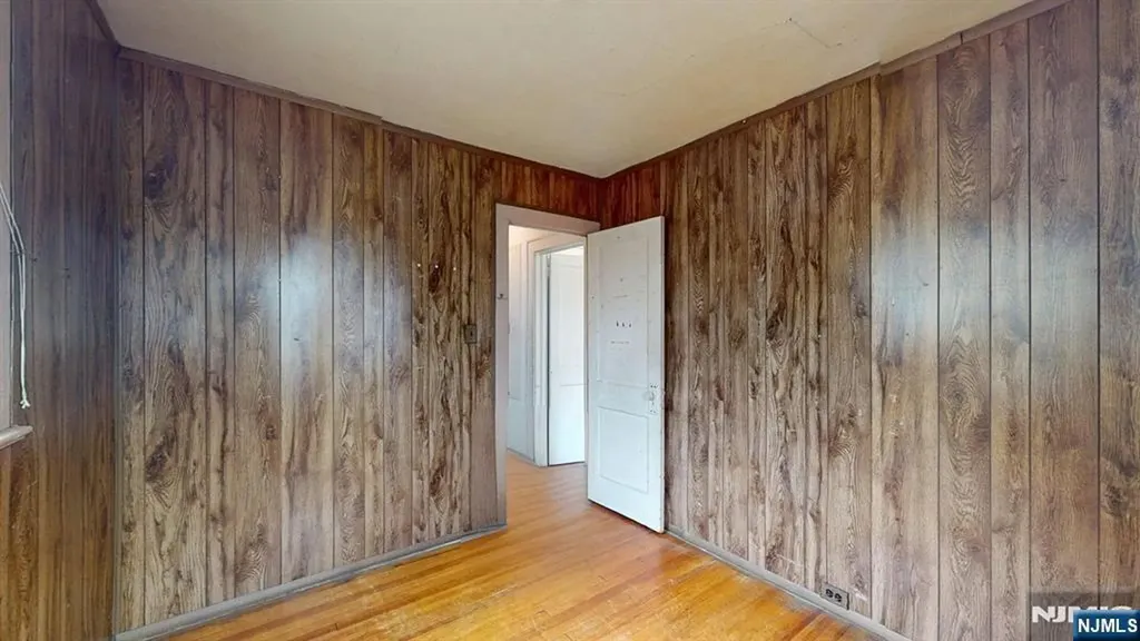 141 16th Street Bloomfield NJ 07003