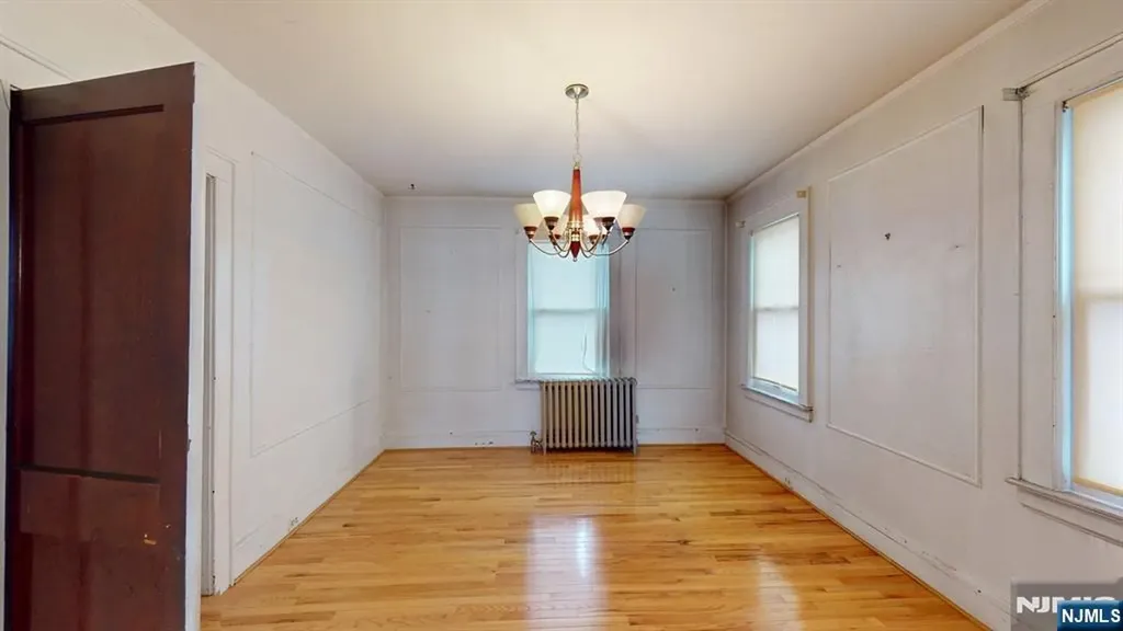 141 16th Street Bloomfield NJ 07003