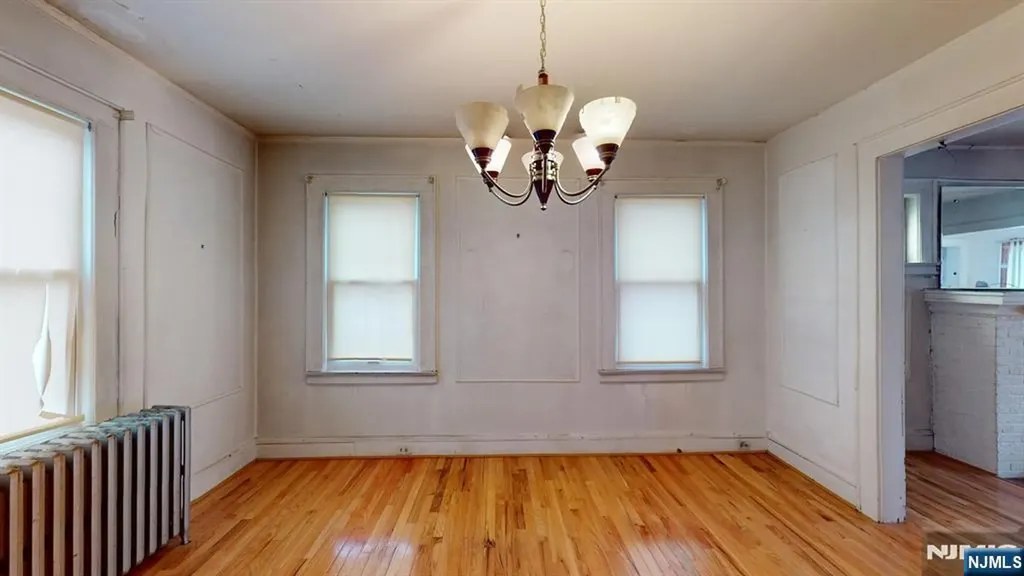 141 16th Street Bloomfield NJ 07003