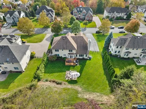 107 Hamilton Trail Totowa NJ 07512