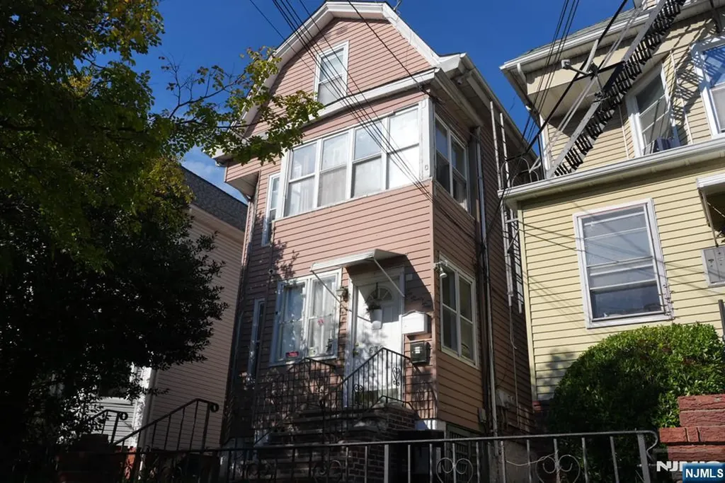 632 Monroe Avenue Elizabeth NJ 07201