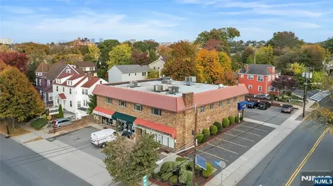 824 Broad Avenue Ridgefield NJ 07657