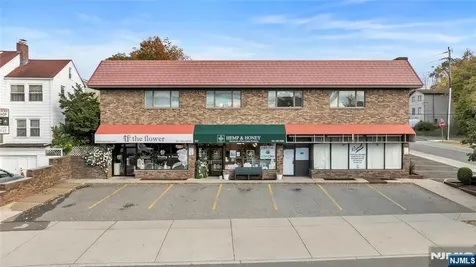 824 Broad Avenue Ridgefield NJ 07657