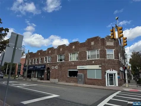 271 Fort Lee Road Leonia NJ 07605