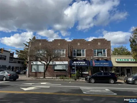 271 Fort Lee Road Leonia NJ 07605