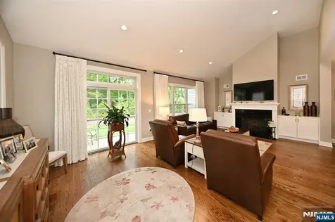207 Ell Road Hillsdale NJ 07642