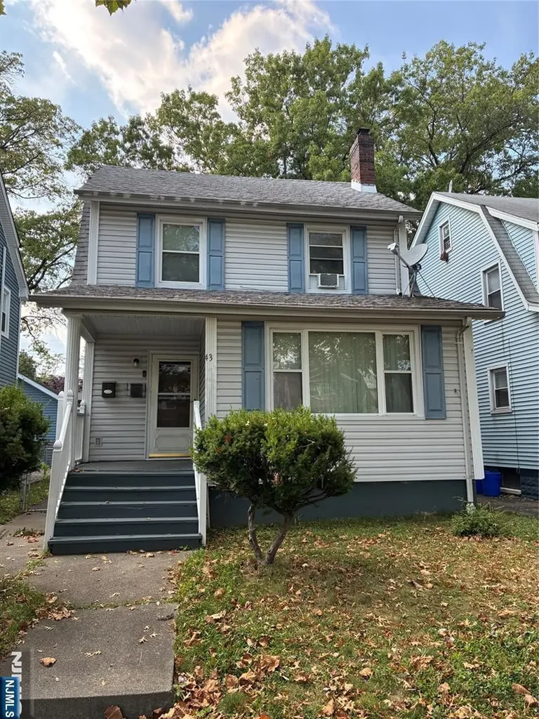 43 Ampere Parkway East Orange NJ 07017
