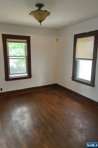 43 Ampere Parkway East Orange NJ 07017