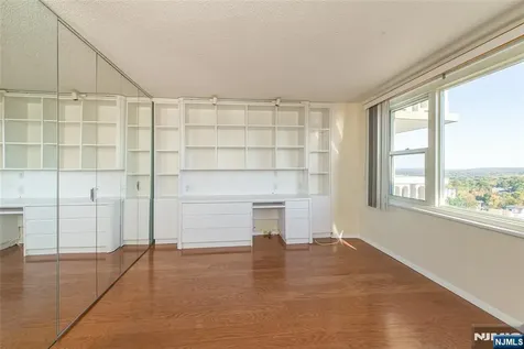 555 North Avenue Fort Lee NJ 07024
