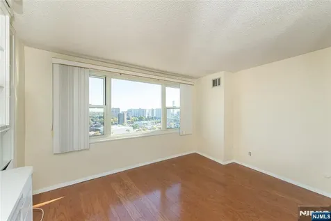 555 North Avenue Fort Lee NJ 07024