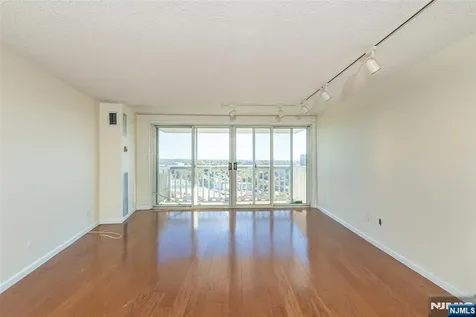 555 North Avenue Fort Lee NJ 07024