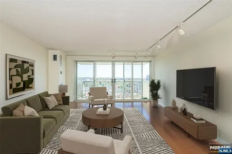 555 North Avenue Fort Lee NJ 07024