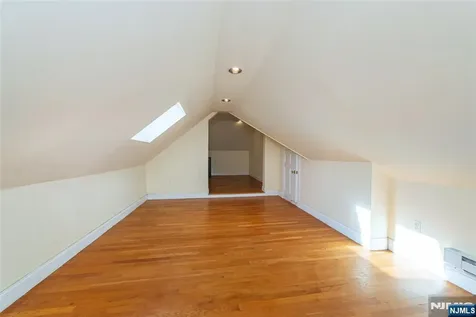 11 Mountain Way West Orange NJ 07052