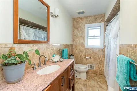 11 Mountain Way West Orange NJ 07052
