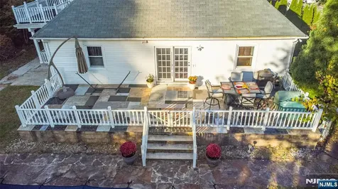 11 Mountain Way West Orange NJ 07052