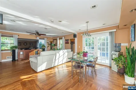 11 Mountain Way West Orange NJ 07052