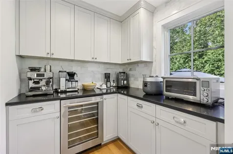 45 Lowell Road Glen Rock NJ 07452