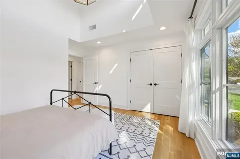 45 Lowell Road Glen Rock NJ 07452