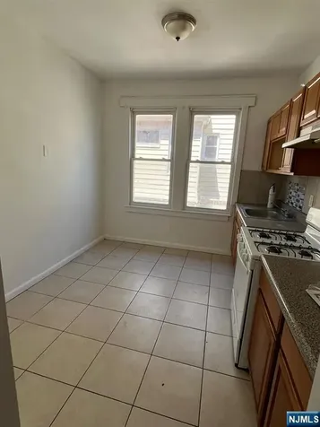 281 Renner Avenue Newark NJ 07112