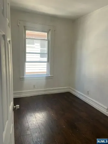 281 Renner Avenue Newark NJ 07112