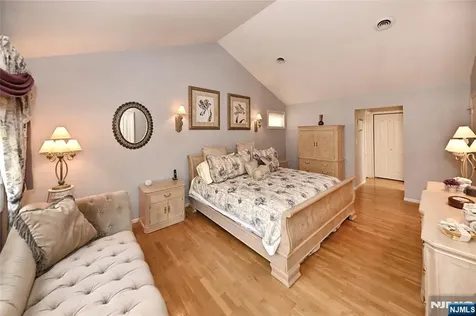 191 Cherry Lane Airmont NY 10952