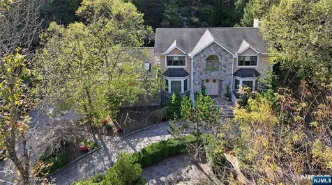 191 Cherry Lane Airmont NY 10952