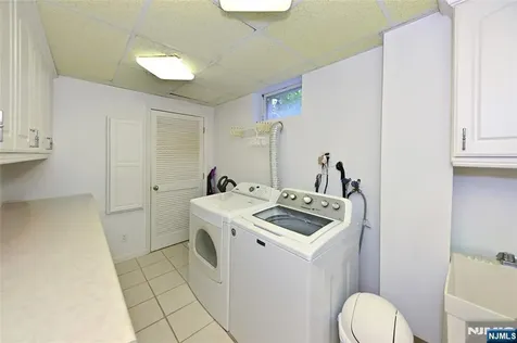 191 Cherry Lane Airmont NY 10952