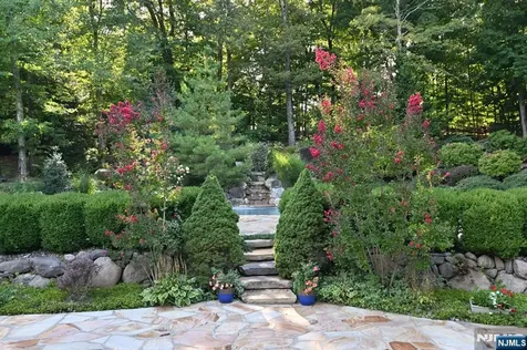 191 Cherry Lane Airmont NY 10952