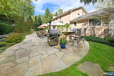 191 Cherry Lane Airmont NY 10952