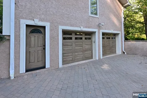 191 Cherry Lane Airmont NY 10952